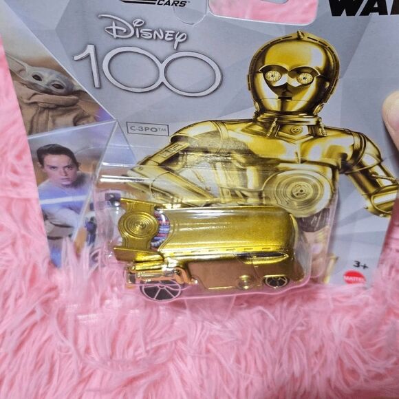 5/$25 Hot Wheels Star Wars Rogue One C-3po (Episode 7) Character Car - Picture 2 of 4